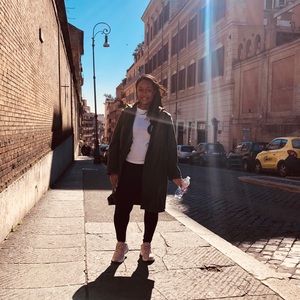 Meet your Posher, Taylor